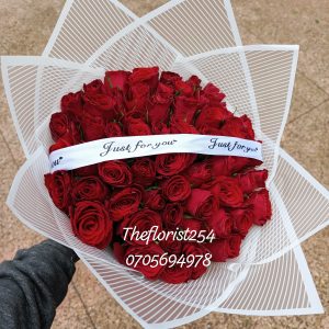 Red roses Bouquet